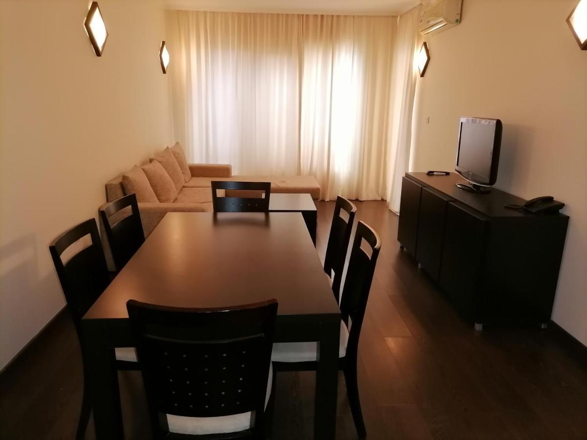 Bendita Mare Apartment Zlatni pjasătsi Eksteriør bilde