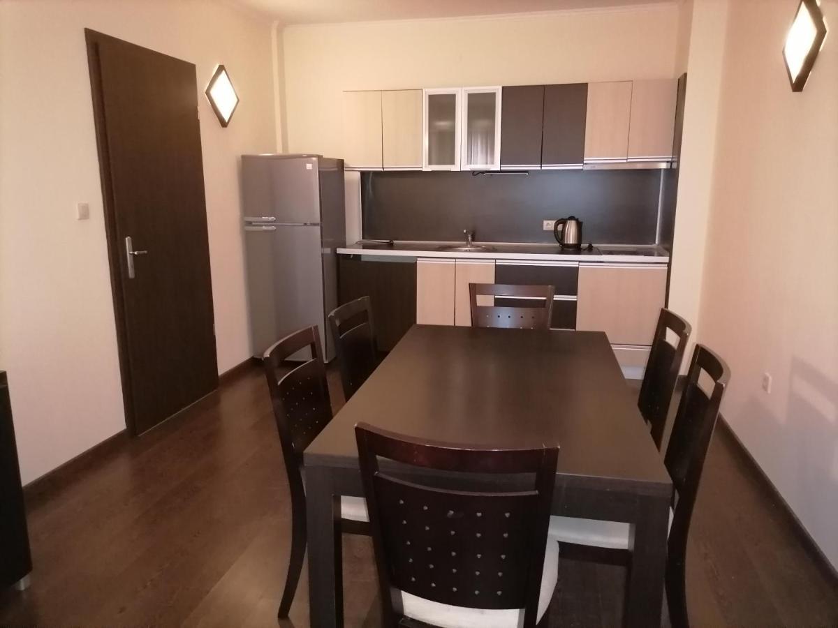 Bendita Mare Apartment Zlatni pjasătsi Eksteriør bilde