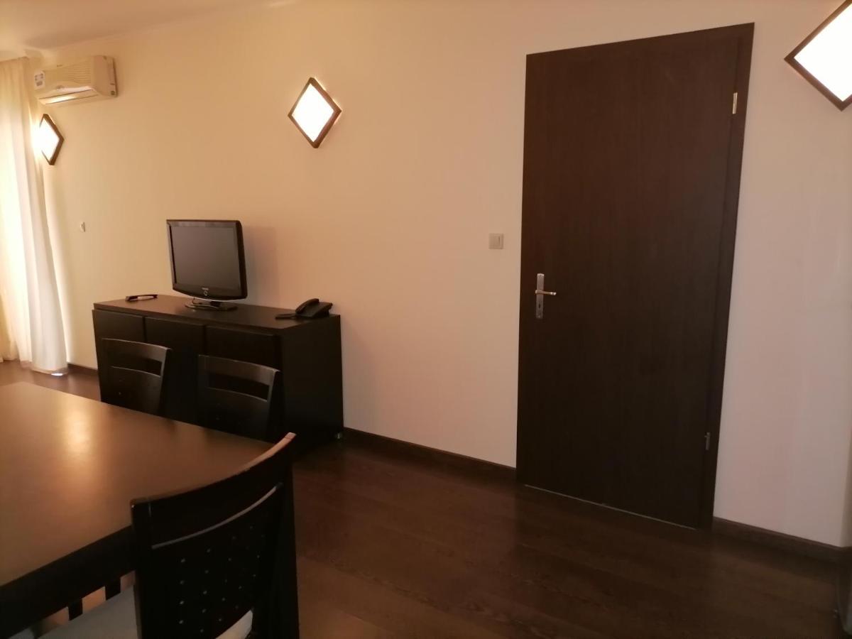 Bendita Mare Apartment Zlatni pjasătsi Eksteriør bilde