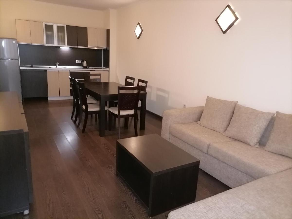 Bendita Mare Apartment Zlatni pjasătsi Eksteriør bilde