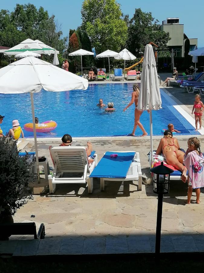 Bendita Mare Apartment Zlatni pjasătsi Eksteriør bilde